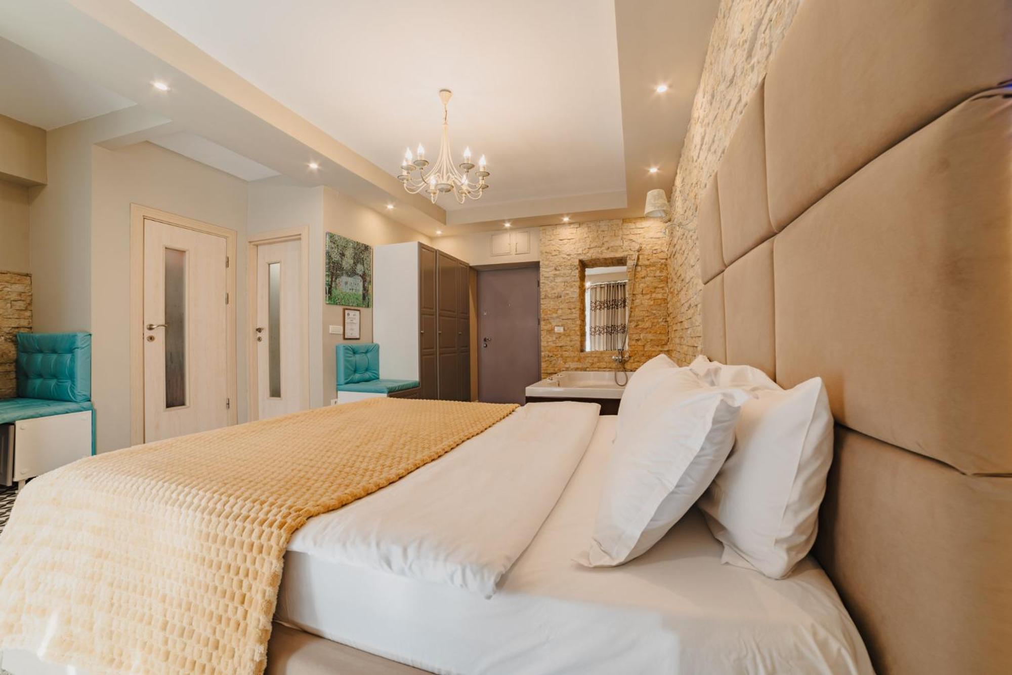 Romantic Jacuzzi Belleview Studio Sinaia Exterior foto