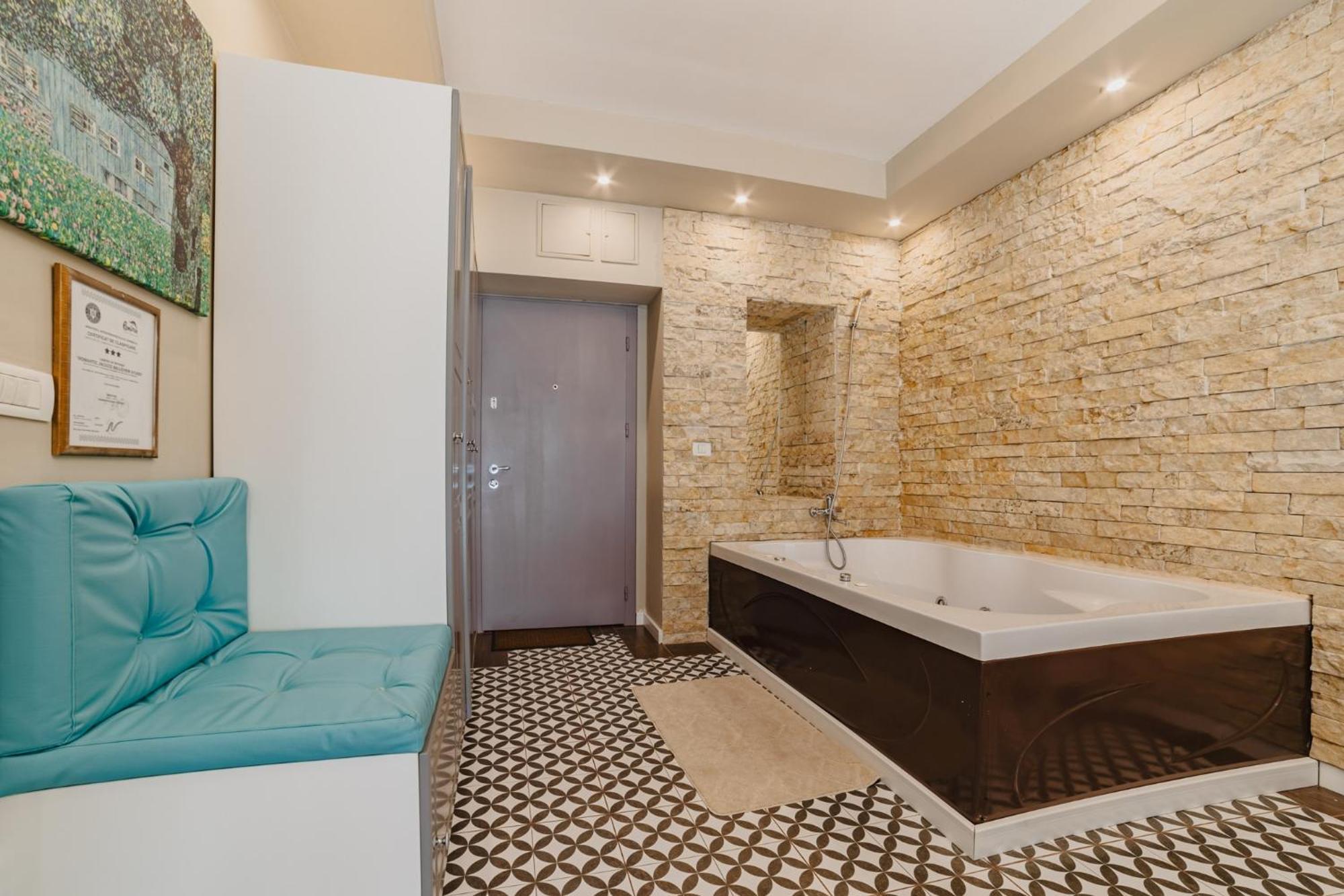 Romantic Jacuzzi Belleview Studio Sinaia Exterior foto
